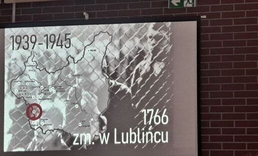 Zdjęcie do NIEZWYKŁA LEKCJA HISTORII